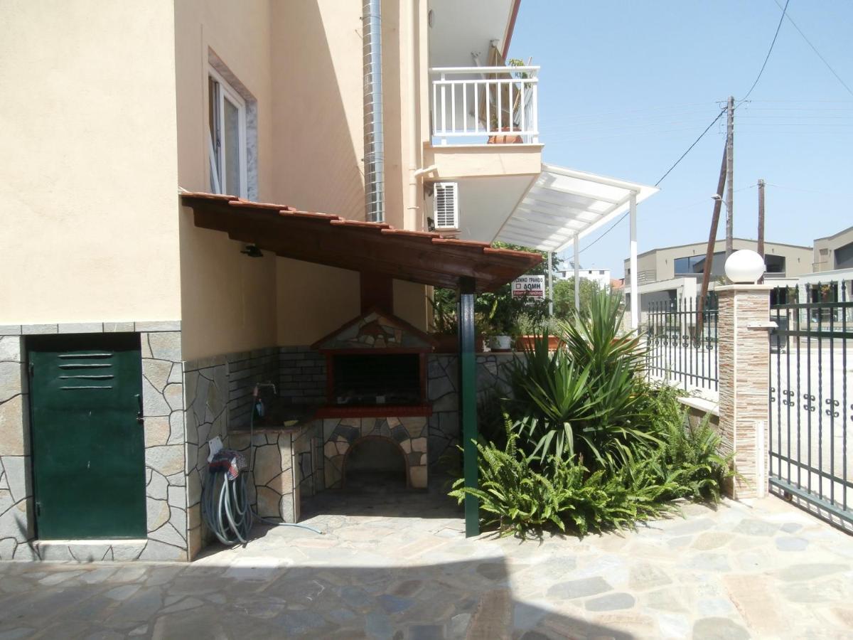 Villa Finikas Vrasná Exterior foto